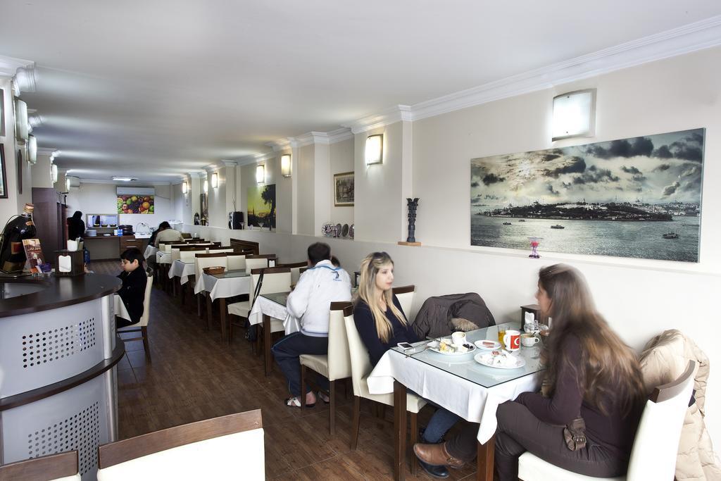 Grand Zentrum Hotel & Cafe Restaurant - Taksim Square Estambul Exterior foto